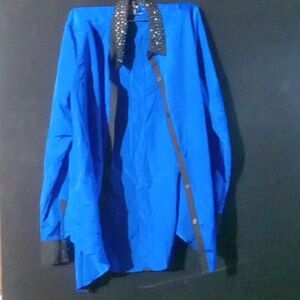 Womans rock & republic blue button down ls shirt size medium